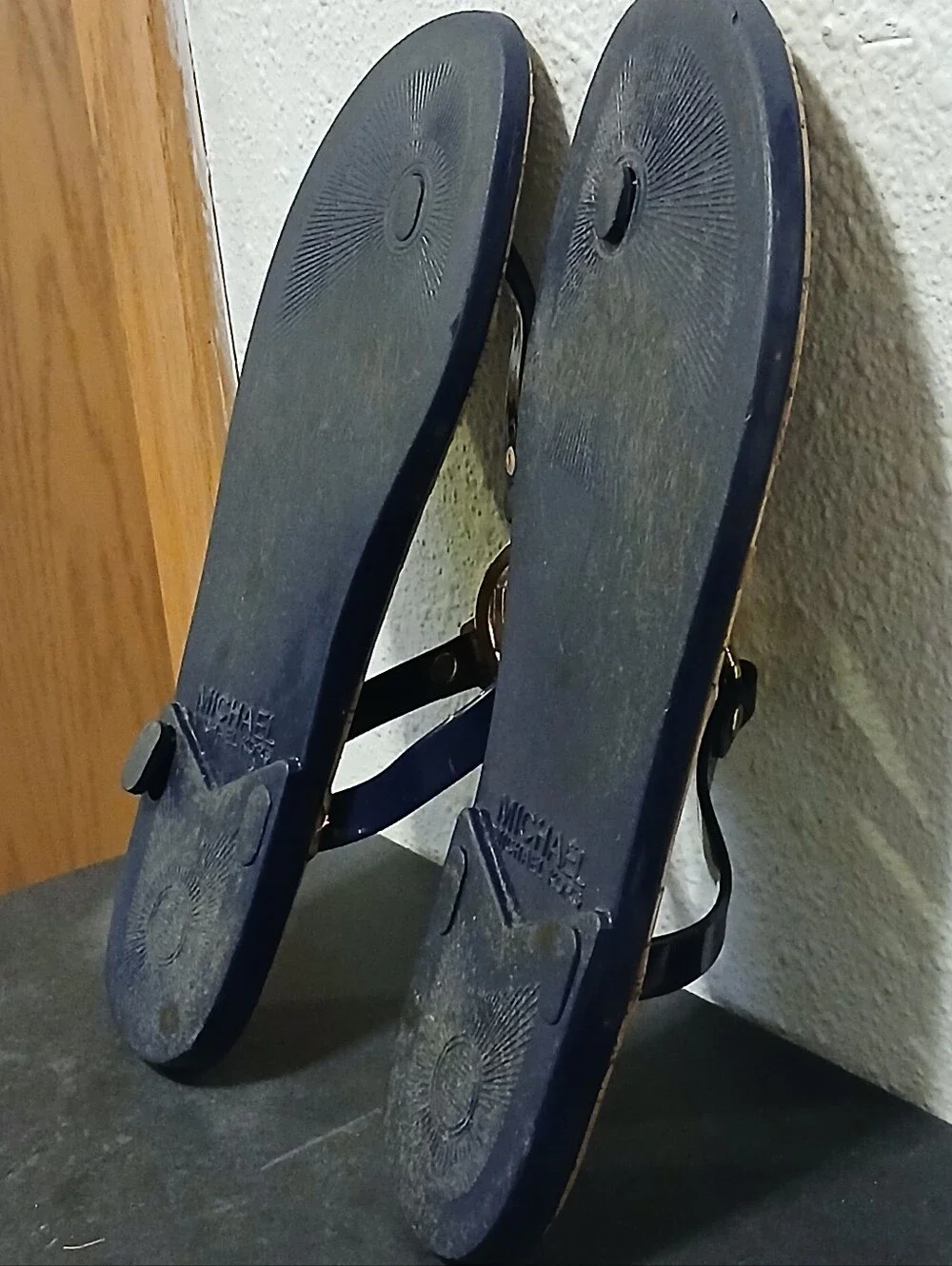 Michael Kors Navy Blue & Cork Thong Sandals - Women's Size 7